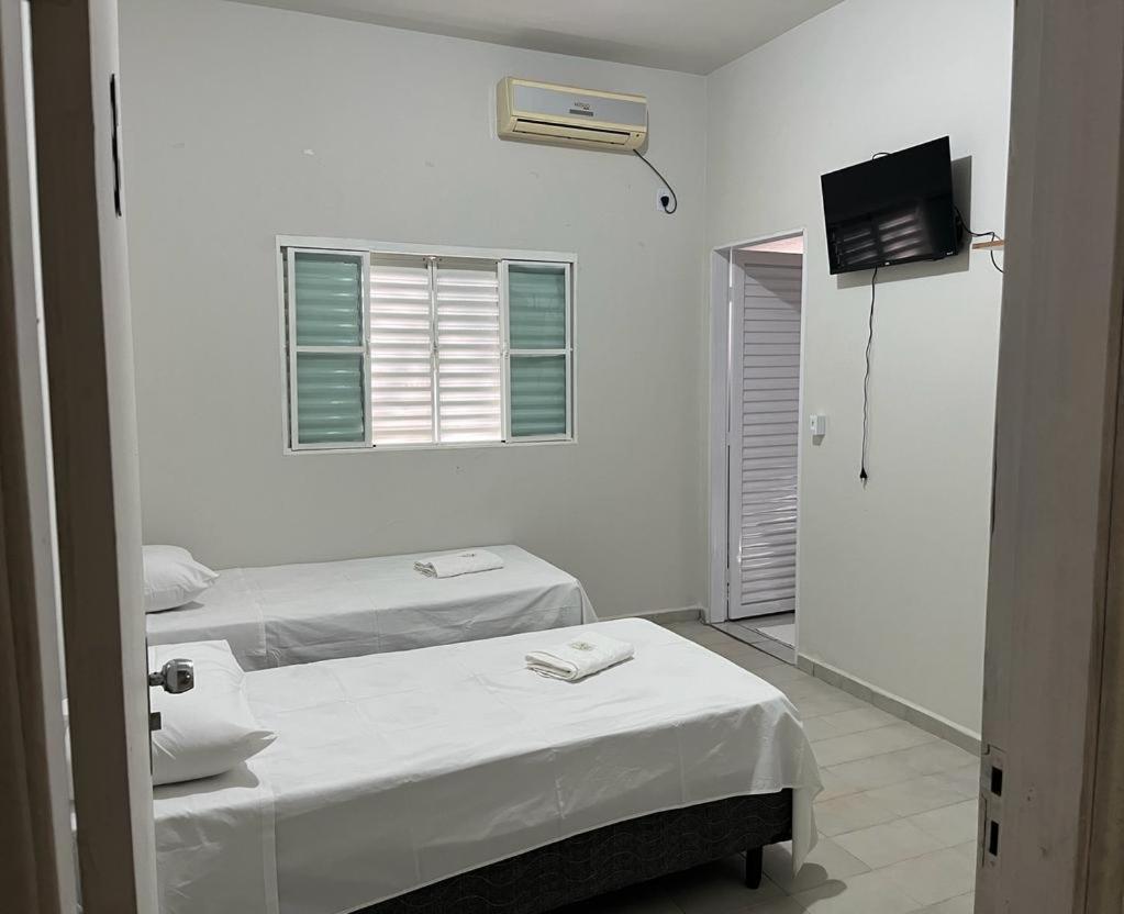 Hotel E Pousada 3 Irmaos Coxim Exterior foto